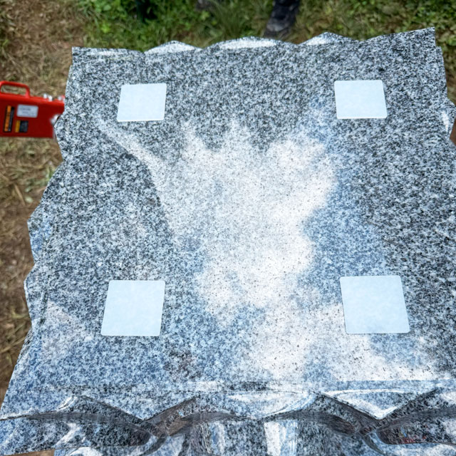 墓石工事作業風景